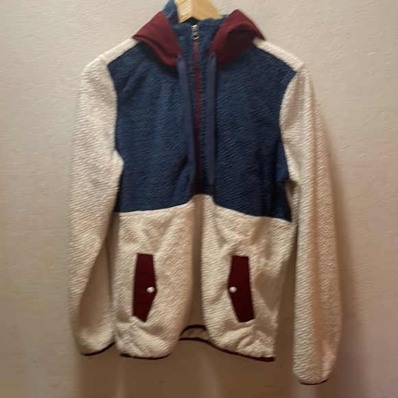 Marmot Blue and Cream Hoodie Sweatshirt - Picture 7 of 13